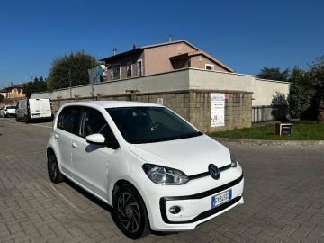 VOLKSWAGEN - 1.0 5p. move  BlueMotion Technology (2 di 15)