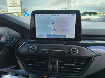 FORD - Focus 1.0 EcoBoost Hybrid 125 CV 5p. ST-Line (16 di 23)