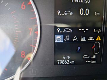 RENAULT - Clio TCe 90 CV 5 porte Business (14 di 21)
