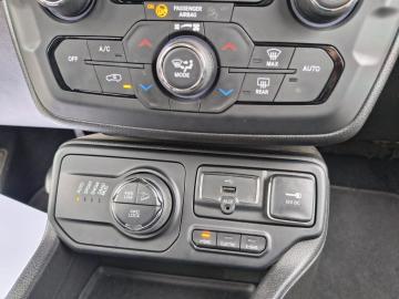 JEEP - Renegade 1.3 T4 190CV PHEV 4xe AT6 Business Plus (10 di 27)