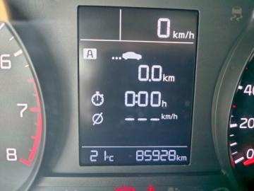 KIA - Stonic 1.2 DPI Urban (14 di 17)