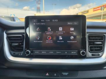 KIA - Stonic 1.2 DPI Urban (15 di 17)