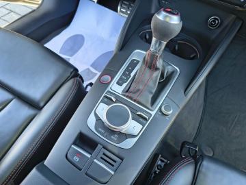 AUDI - RS3 SPB 2.5 TFSI quattro S tronic (16 di 29)