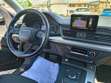 AUDI - Q5 30 TDI S tronic Business (7 di 21)