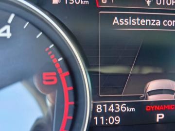 AUDI - Q5 30 TDI S tronic Business (14 di 21)