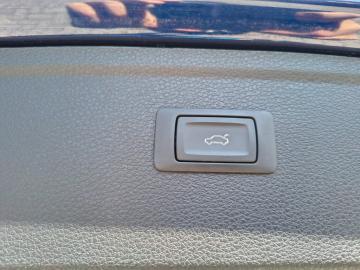 AUDI - Q5 30 TDI S tronic Business (16 di 21)