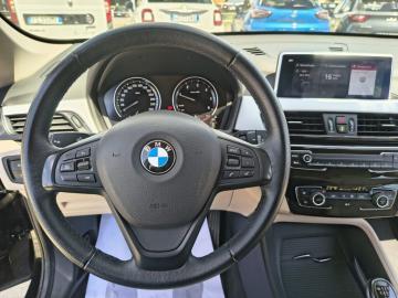 BMW - X1 sDrive16d Business Advantage (8 di 18)