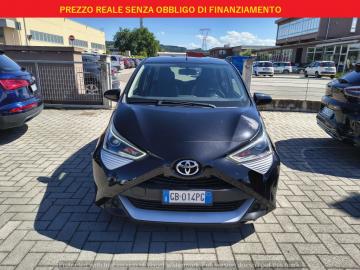 TOYOTA - Aygo Connect 1.0 VVT-i 72CV 5 porte x-business MMT (2 di 21)