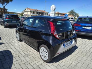 TOYOTA - Aygo Connect 1.0 VVT-i 72CV 5 porte x-business MMT (4 di 21)