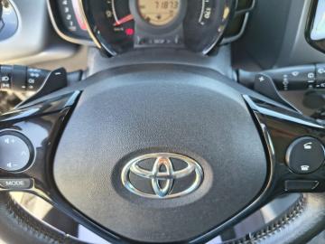 TOYOTA - Aygo Connect 1.0 VVT-i 72CV 5 porte x-business MMT (7 di 21)