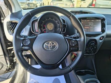 TOYOTA - Aygo Connect 1.0 VVT-i 72CV 5 porte x-business MMT (15 di 21)