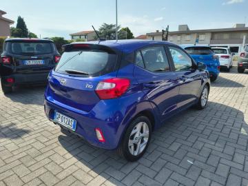 HYUNDAI - i10 1.0 MPI Tech (6 di 24)