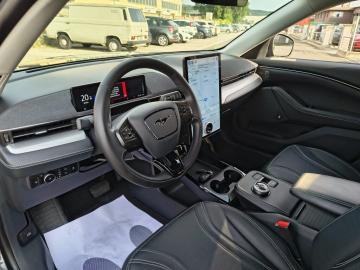 FORD - Mustang Mach-E Standard Range 269 CV (24 di 30)