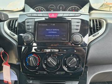 LANCIA - Ypsilon 1.2 69 CV 5p. Gold (19 di 19)