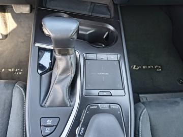 LEXUS - UX Hybrid Business (11 di 21)