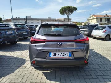 LEXUS - UX Hybrid Business (19 di 21)