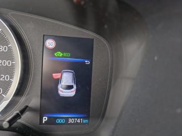 TOYOTA - Corolla Touring Sports 1.8 Hybrid Business (10 di 23)