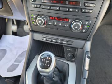 BMW - X1 xDrive18d (16 di 17)