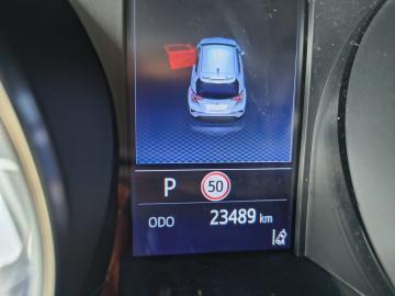TOYOTA - C-HR 2.0 Hybrid E-CVT Morebusiness (7 di 23)