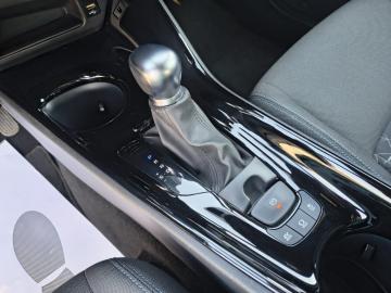 TOYOTA - C-HR 2.0 Hybrid E-CVT Morebusiness (12 di 23)