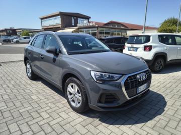 AUDI - Q3 35 TDI S tronic (3 di 20)