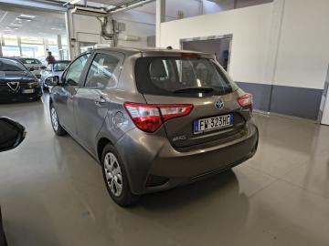 TOYOTA - Yaris 1.5 Hybrid 5 porte Business (5 di 13)