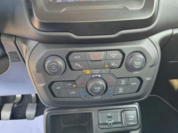 JEEP - 1.6 Mjt 130 CV Longitude (15 di 24)