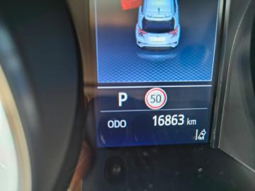 TOYOTA - C-HR 2.0 Hybrid E-CVT Morebusiness (11 di 25)