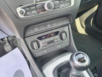 AUDI - Q3 2.0 TDI 150CV Business (14 di 21)