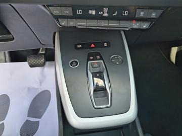 AUDI - Q4 SPB 40 e-tron S line edition (12 di 28)