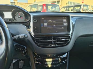 PEUGEOT - 2008 PureTech Turbo 110 S&S Allure (15 di 20)