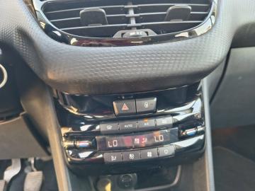 PEUGEOT - 2008 PureTech Turbo 110 S&S Allure (17 di 20)