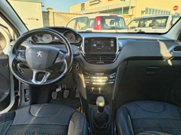 PEUGEOT - 2008 PureTech Turbo 110 S&S Allure (18 di 20)