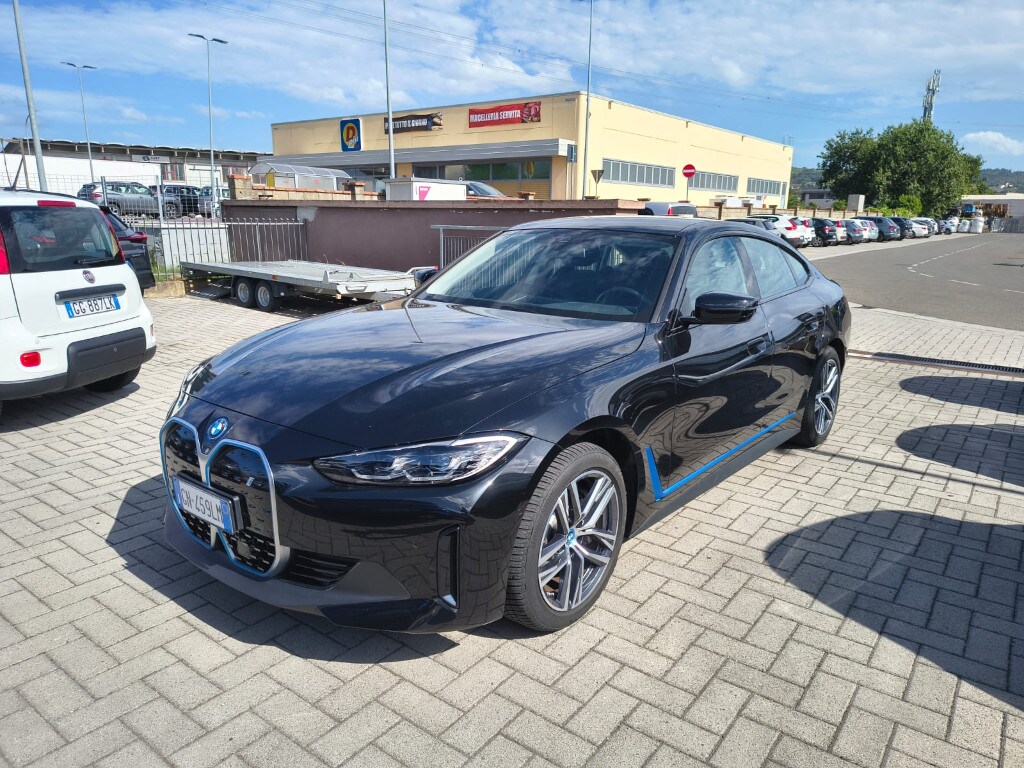 BMW - i4 eDrive 40 Sport