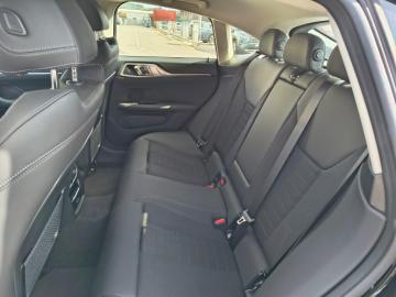 BMW - i4 eDrive 40 Sport (18 di 26)