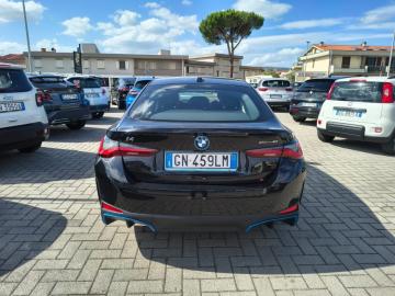BMW - i4 eDrive 40 Sport (20 di 26)