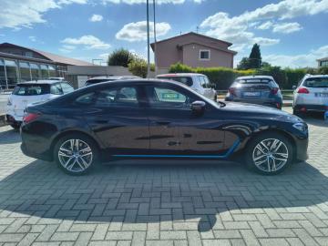 BMW - i4 eDrive 40 Sport (21 di 26)