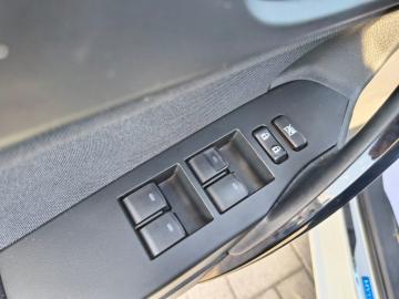 TOYOTA - Auris TS 1.8 Hybrid Active (16 di 23)