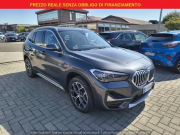 BMW - X1 sDrive16d xLine Plus (3 di 26)