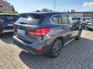 BMW - X1 sDrive16d xLine Plus (4 di 26)