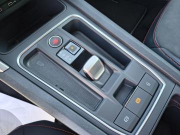 SEAT - Leon 2.0 TDI 150 CV DSG FR (9 di 25)