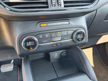 FORD - Kuga 2.5 Full Hybrid 190 CV CVT AWD ST-Line (13 di 21)
