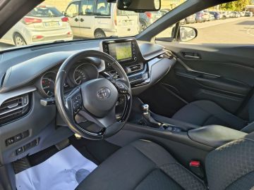 TOYOTA - C-HR 1.8 Hybrid E-CVT Business (8 di 21)