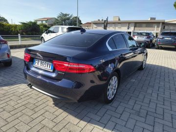 JAGUAR - XE 2.0 D 180 CV aut. Prestige (4 di 20)