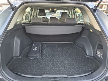 TOYOTA - RAV4 2.5 HV (218CV) E-CVT 2WD Business (8 di 25)