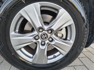 TOYOTA - RAV4 2.5 HV (218CV) E-CVT 2WD Business (10 di 25)