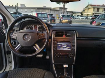 MERCEDES - B 200 CDI Premium (12 di 15)