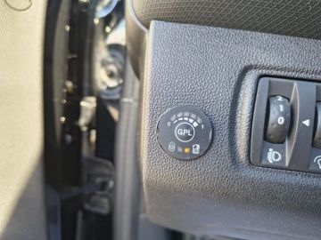 RENAULT - Clio TCe 12V 90 CV GPL 5 porte Business (11 di 22)