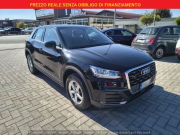 AUDI - Q2 35 TDI quattro S tronic Business (2 di 21)