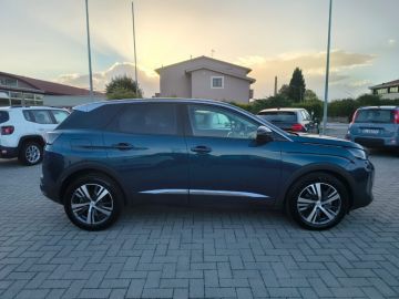 PEUGEOT - 3008 BlueHDi 130 S&S EAT8 Allure (7 di 23) PEUGEOT - 3008 BlueHDi 130 S&S EAT8 Allure (7 di 23)